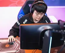 BLG血洗V5,Faker完成史诗逆转顶尖较量八强赛,锁定晋级资格 BLG血洗V5,Faker完成史诗逆转顶尖较量八强赛,锁定晋级资格