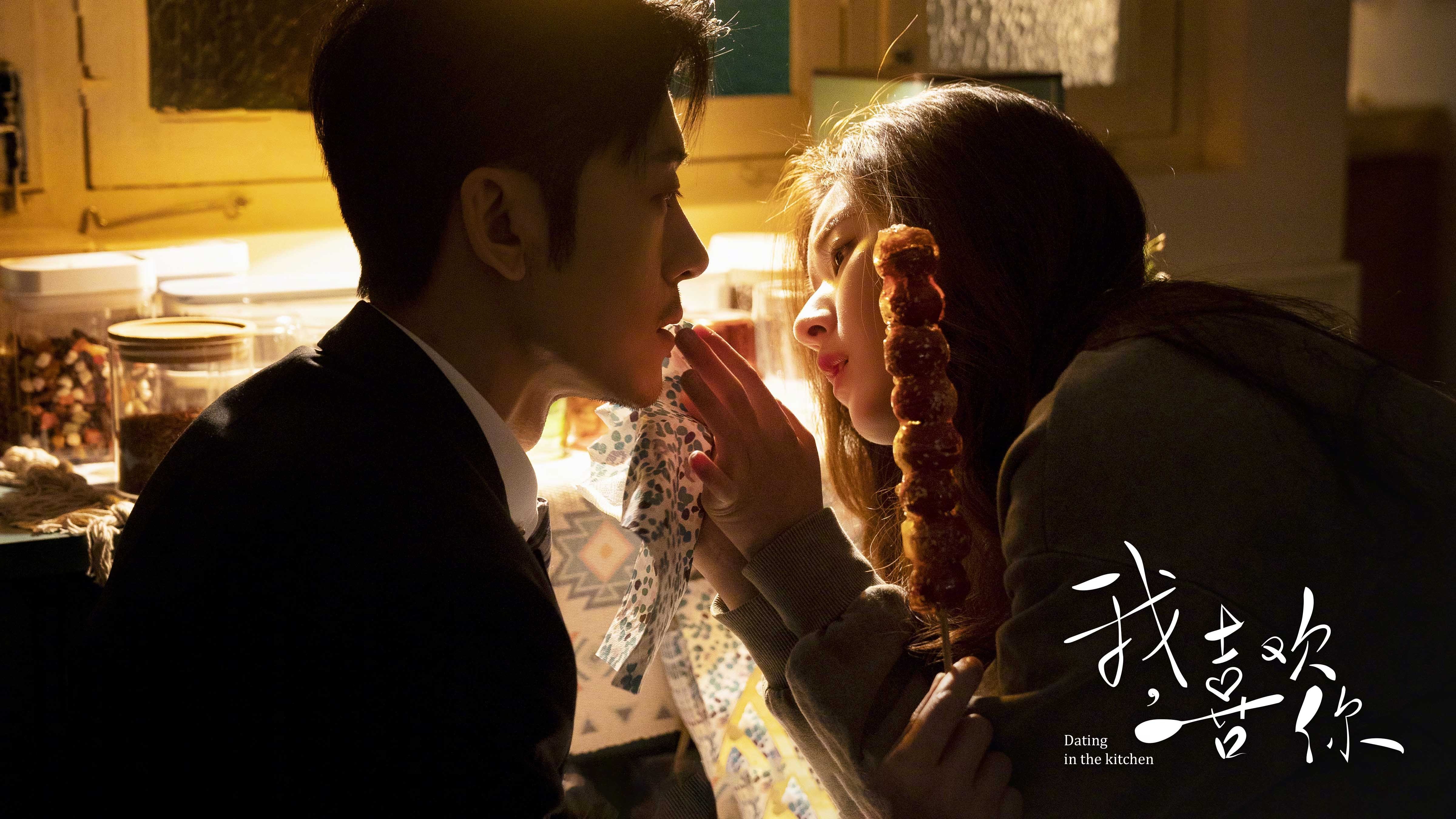 三分雨淹没银黑军团!马克西轰43分诠释新王登基,深圳主场终结马刺的傲慢